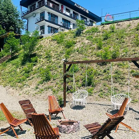 Hotel Alliance New 2025 -breakfast And Pool Included *