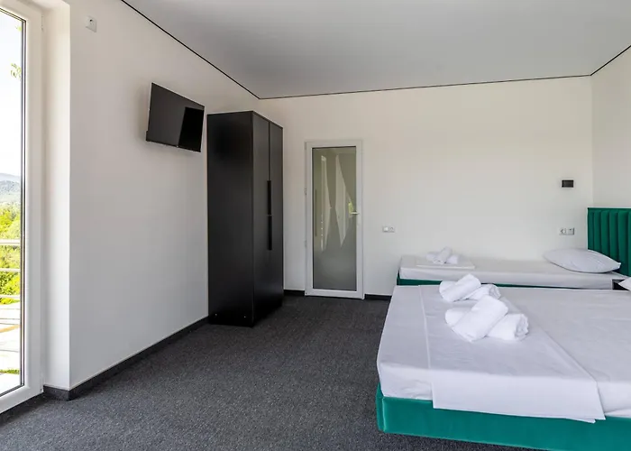 Alliance New 2025 -breakfast And Pool Included Otel *