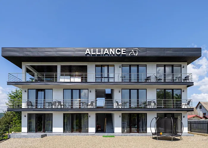 Alliance New 2025 -breakfast And Pool Included
